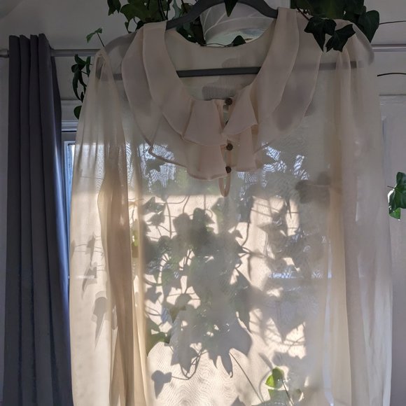 cream blouse - Picture 6 of 6